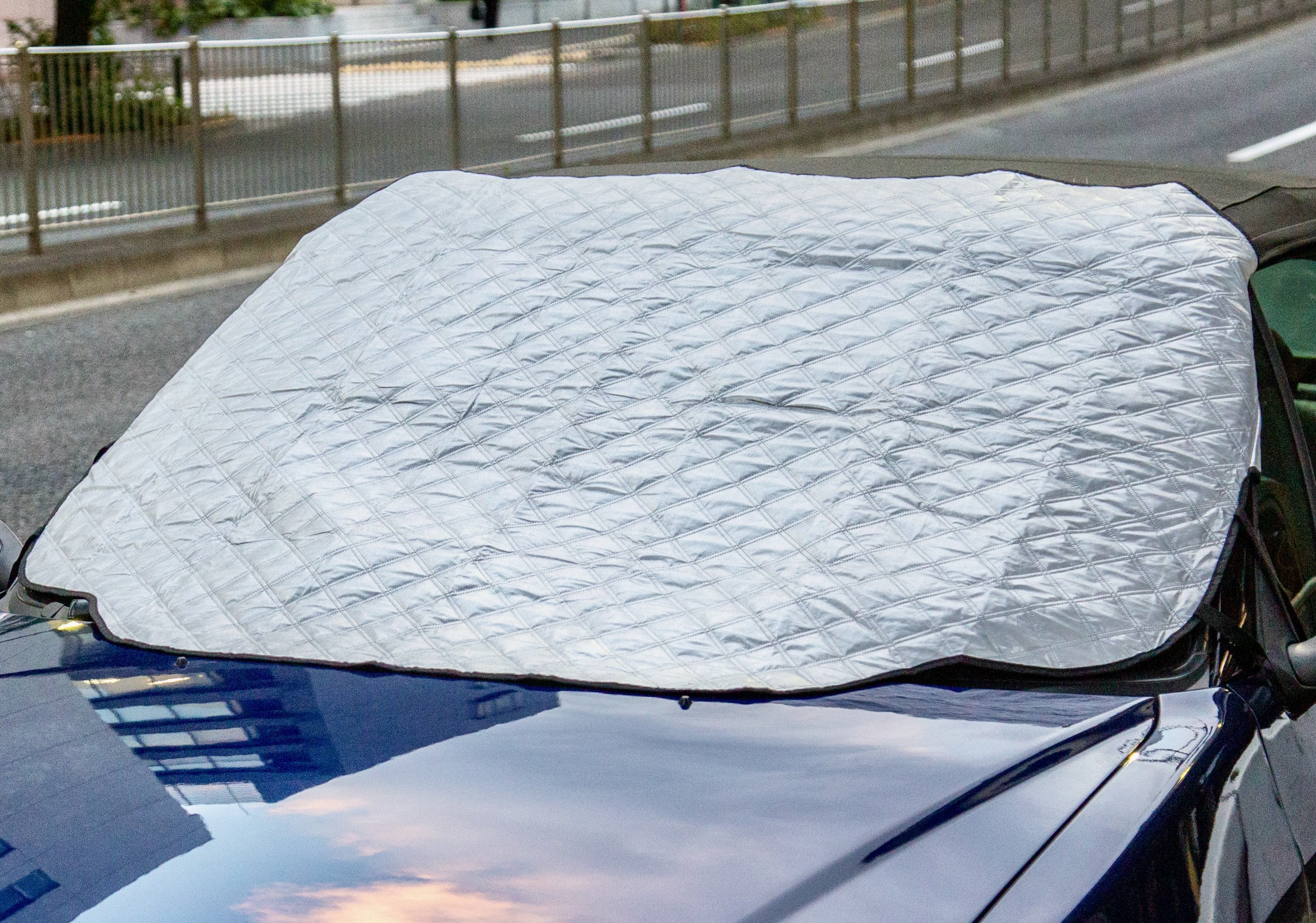 車用サンシェードおすすめランキング5選 温度変化から車内を守る 360life サンロクマル