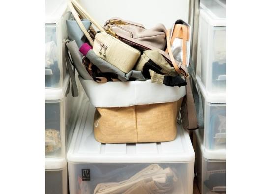 吊り下げバッグ収納おすすめ6選 イケア ベルメゾンなど収納力をチェック 360life サンロクマル 吊り下げバッグ収納おすすめ6選 イケア ベルメゾンなど収納力をチェック 360life サンロクマル