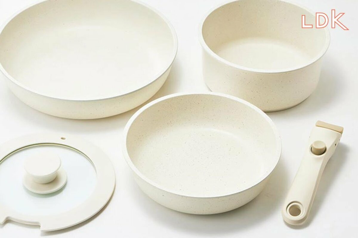 超美品 2024年製 白 インダクションレンジ 大フライパンセット↓