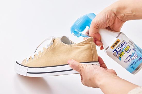 即効性をテスト 靴 スニーカー用消臭スプレーおすすめ6選 Ldk が徹底比較 21年 360life サンロクマル