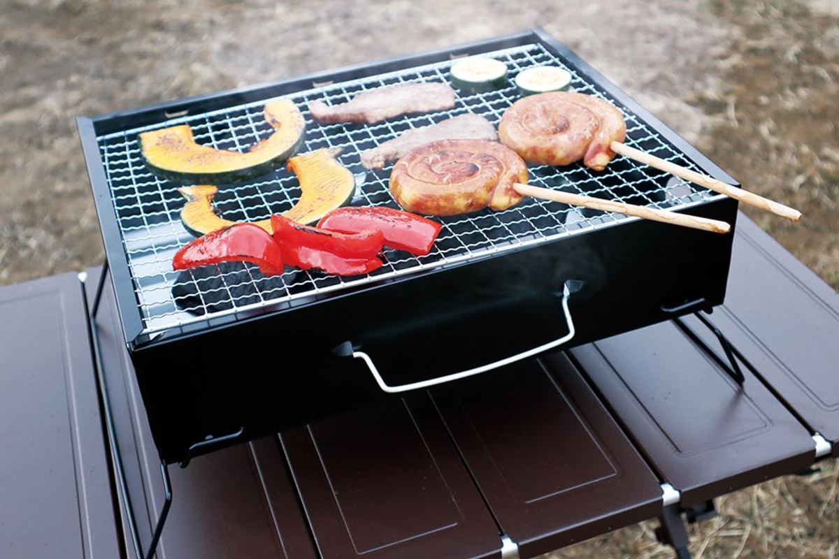 ダイソーのBBQグリルとヨーラーのロールテーブルはおすすめ