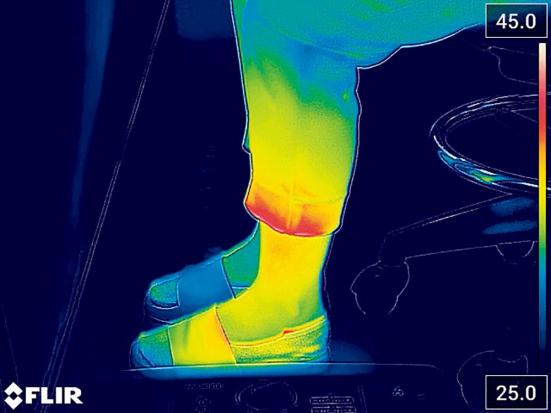 ちょい冷えを解消 小型ヒーターおすすめ5選 Ldk がホムセンの便利アイテムを紹介 360life サンロクマル ちょい冷えを解消 小型ヒーターおすすめ5選 Ldk がホムセンの便利アイテムを紹介 360life サンロクマル