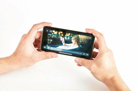 違和感 Iphone Xの画面が黄色い問題 解決方法はコチラ 360life サンロクマル