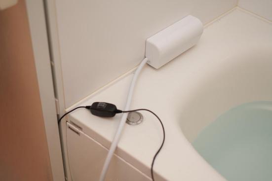 家のお風呂に 打たせ湯 設置 サンコー かた ゆ で極楽バスルームになりました 360life サンロクマル