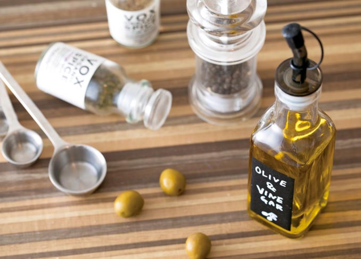 フランフランのオイルボトルはちょっと高い なら 手作りダイソーをお試しあれ 360life サンロクマル