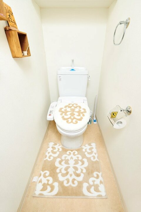 賃貸でもok タンク隠し でトイレの生活感が消えました 360life サンロクマル