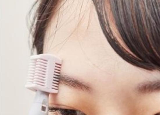 ニトリ フェイスシェーバーの使用イメージ
