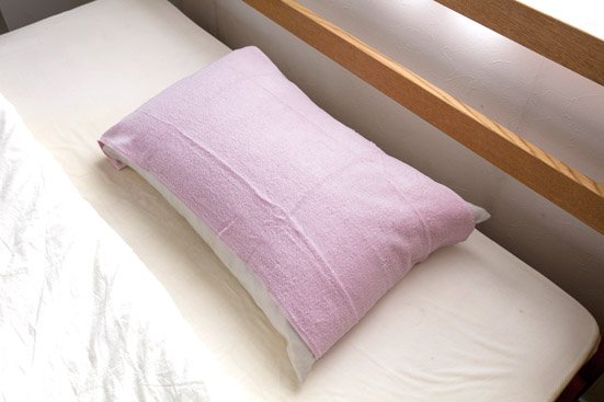 枕黄ばみ 30秒でわかる 新品並みの白さを取り戻す裏ワザ 360life サンロクマル